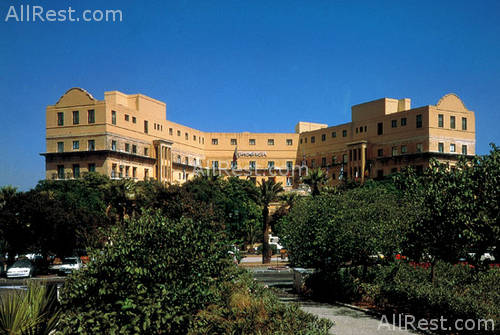 Le Meridien Phoenicia